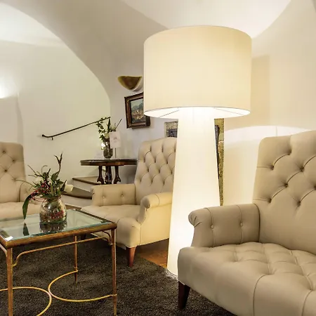 Radisson Blu Altstadt Hotel 5*