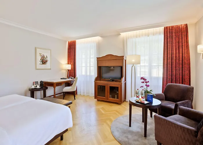Отель Radisson Blu Altstadt 5*