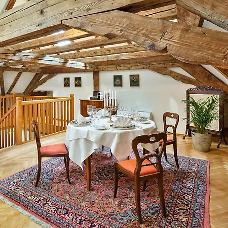 Hotel Radisson Blu Altstadt 5*