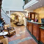Radisson Blu Altstadt 5* Solnohrad