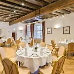 Hotel Radisson Blu Altstadt 5*