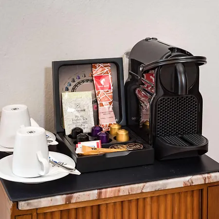 Radisson Blu Altstadt 5*